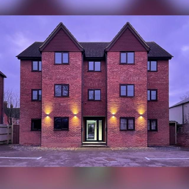 City Stay Apartments - Geldonia Court Bedford Kültér fotó
